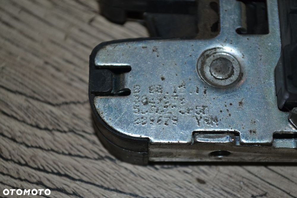 VW JETTA VI 10-18 ZAMEK KLAPY BAGAŻNIKA 5C6827505D ORYGINAŁ - 3