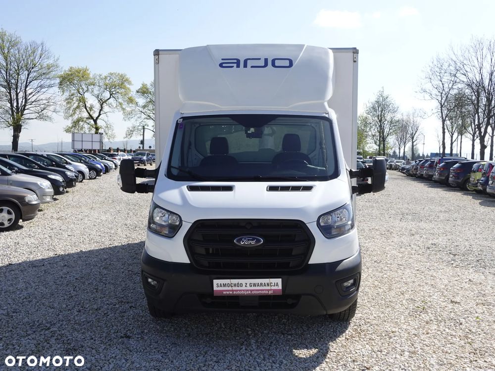 Ford Transit - Kontener z windą - 9