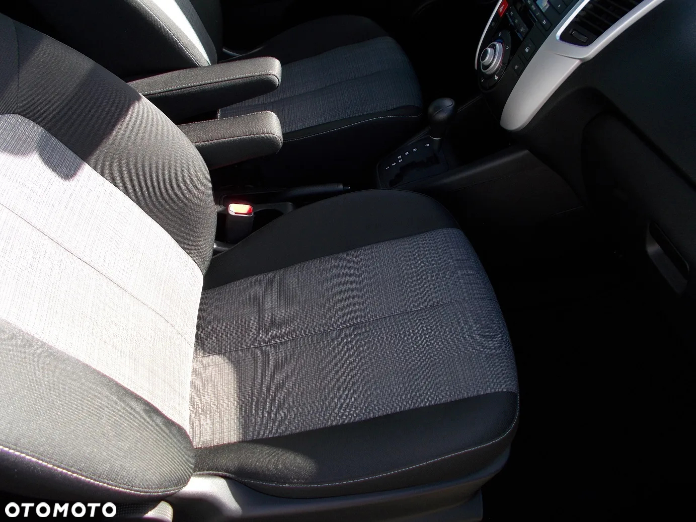 Kia Venga 1.6 M - 11