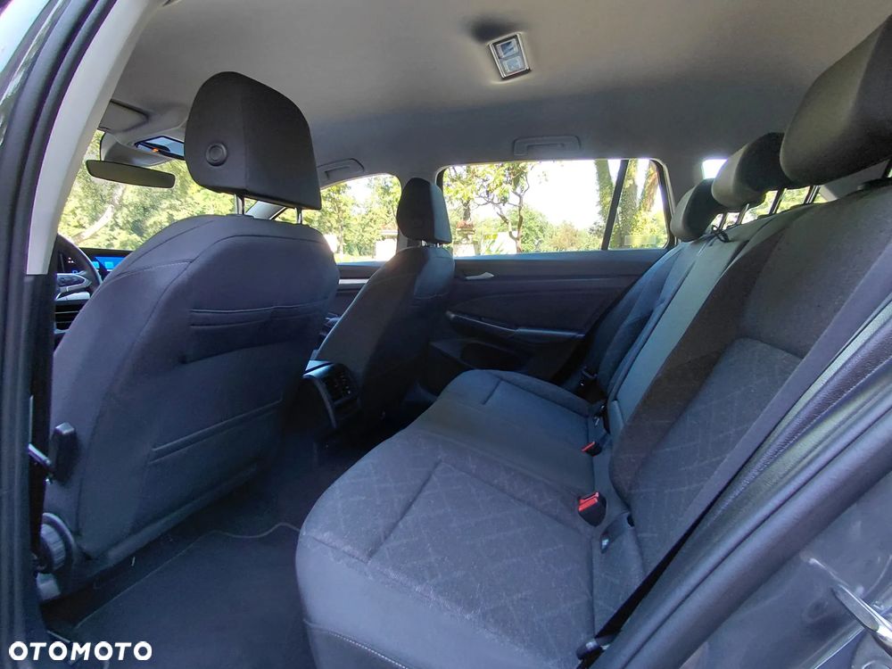 Volkswagen Golf 2.0 TDI Life - 23