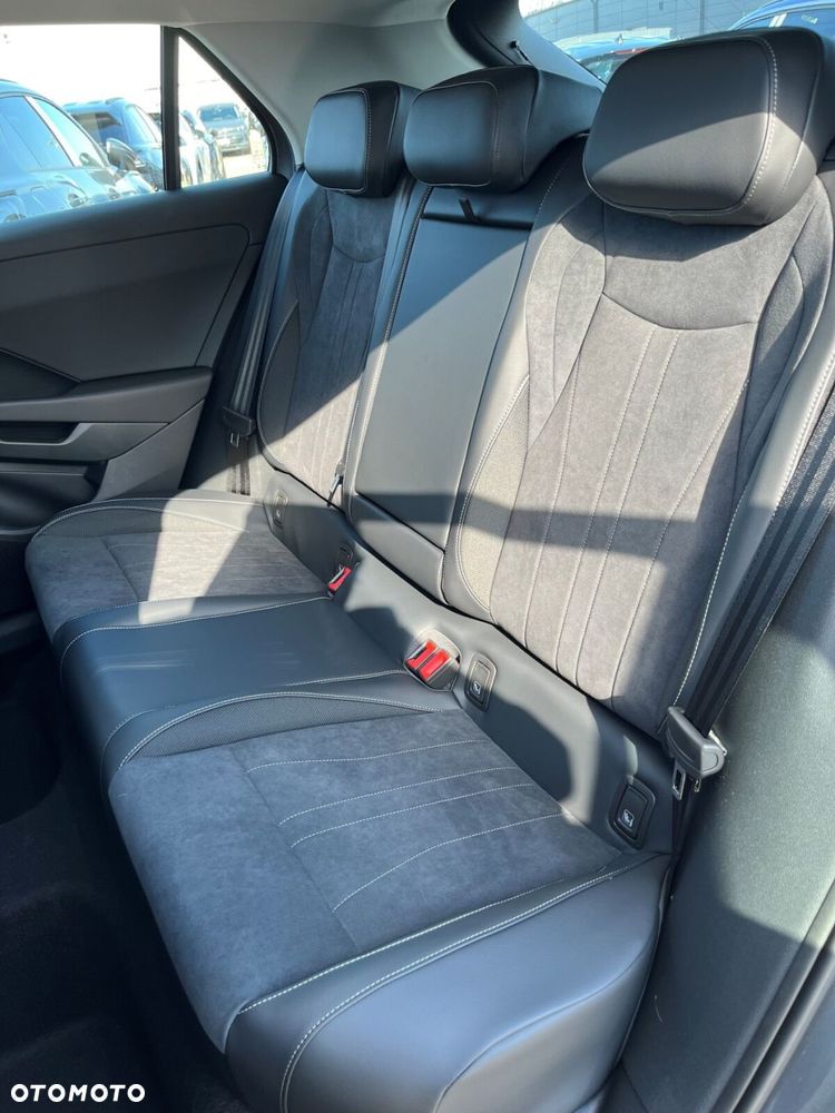 Volkswagen T-Roc 1.5 eTSI Style DSG - 9