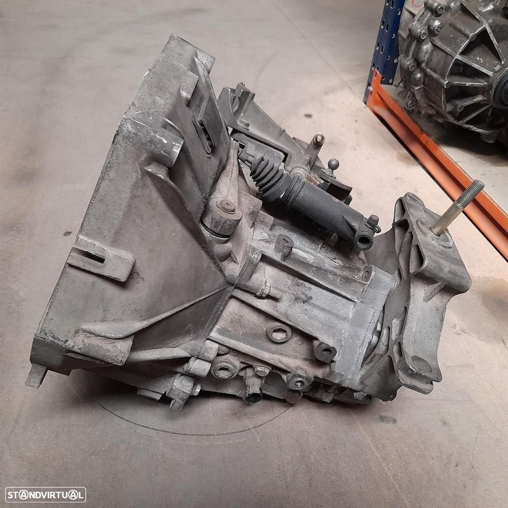 CAIXA VELOCIDADES FIAT PUNTO 2003 - 1