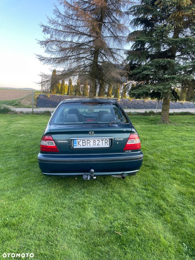 Honda Civic 1.4i S - 4