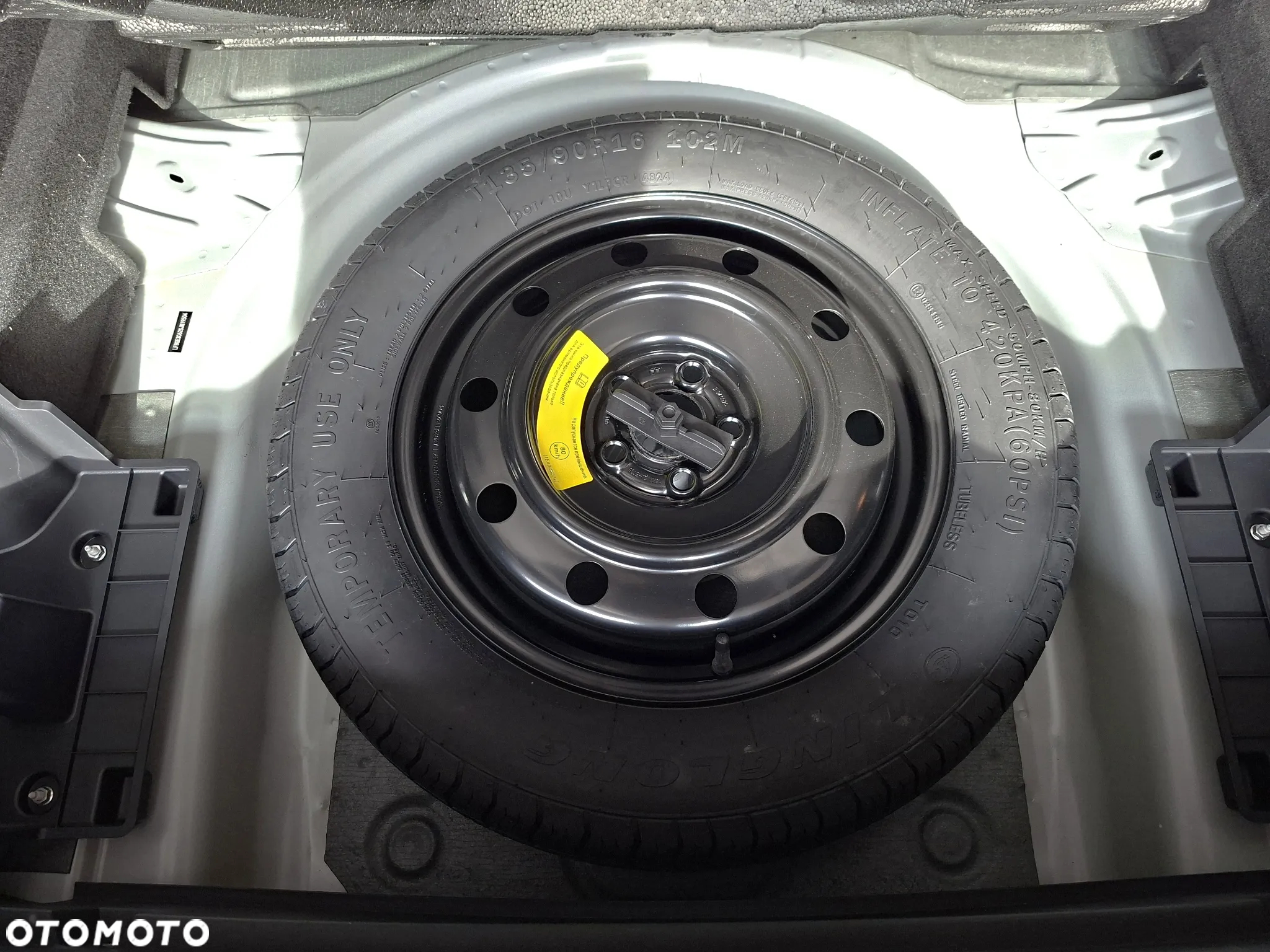 Bestune T77 1.5T Elegance DCT - 14