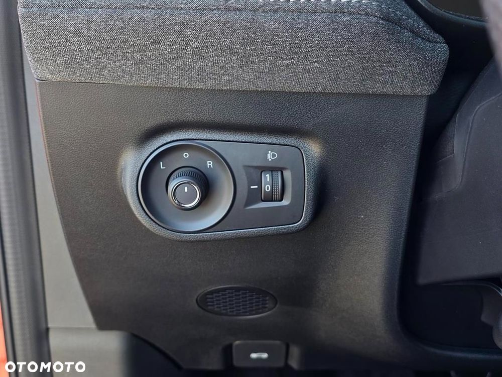 MG ZS 1.5 HEV+ Excite - 9