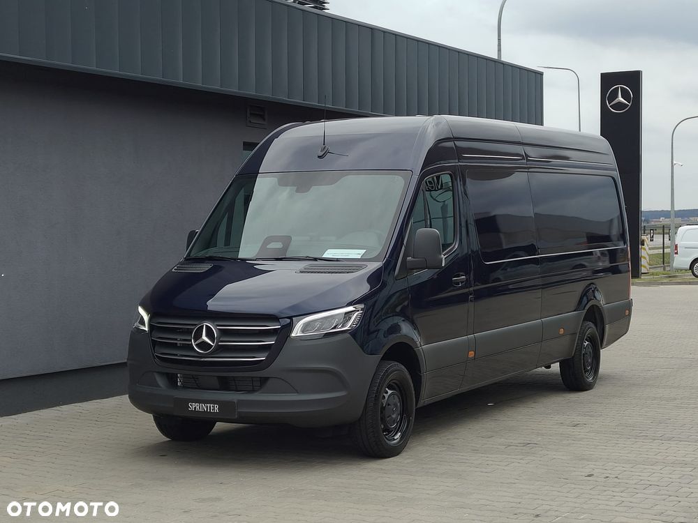Mercedes-Benz Sprinter - 2