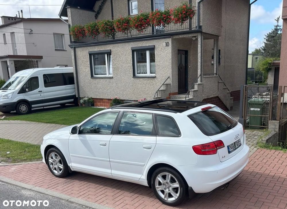 Audi A3 Sportback 1.4 TFSI Attraction S tronic - 1