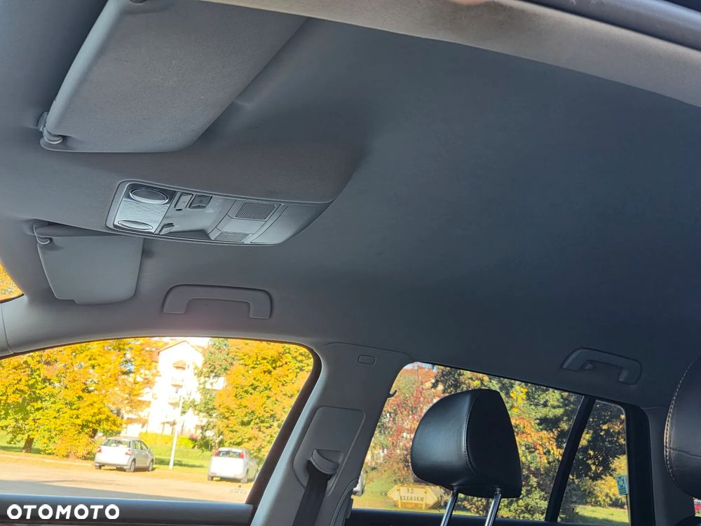 Skoda Superb Combi 2.0 TDI DSG Exclusive - 22