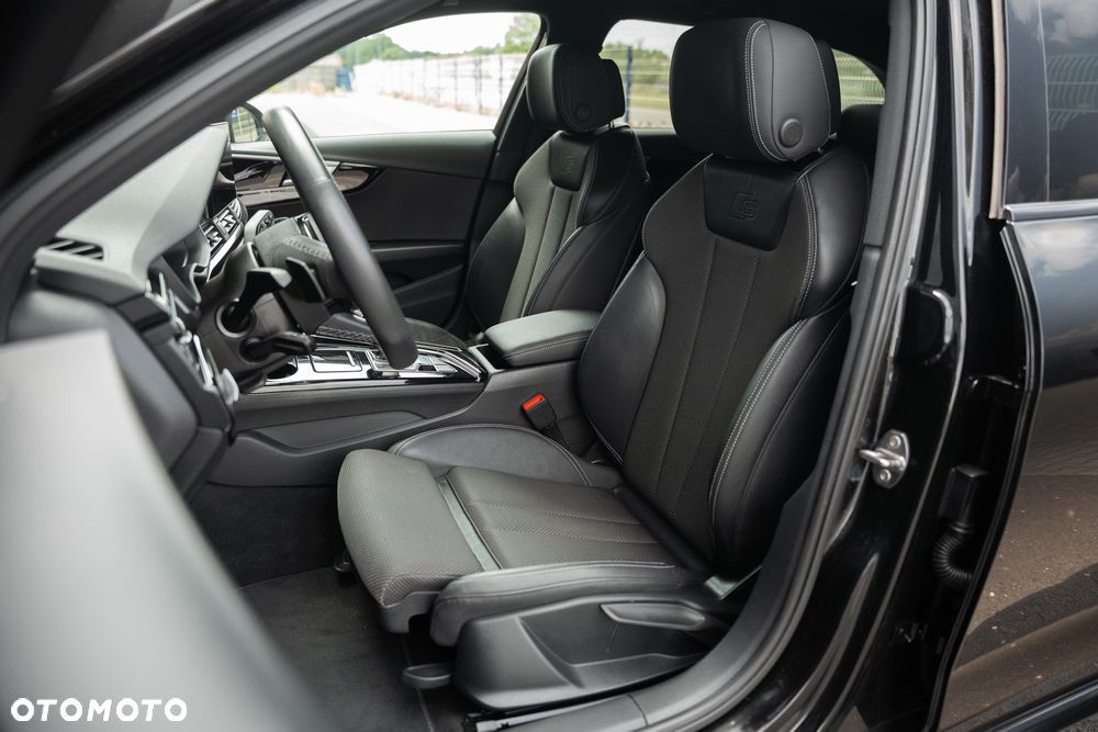 Audi A4 Avant 35 TFSI S tronic S line - 25