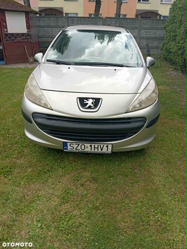 Peugeot 207 1.4 16V Presence - 2