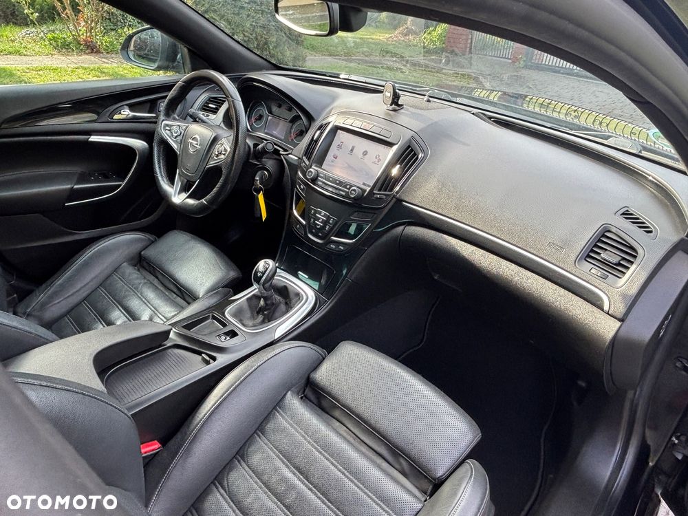 Opel Insignia 2.0 T Cosmo S&S - 31