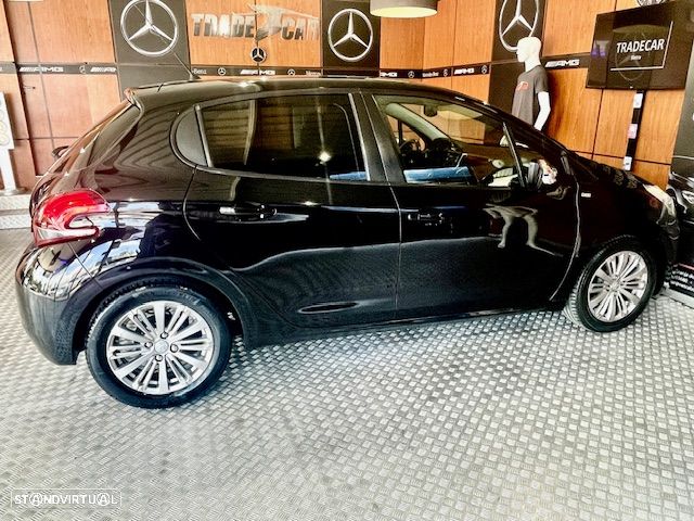 Peugeot 208 1.6 BlueHDi Style - 25