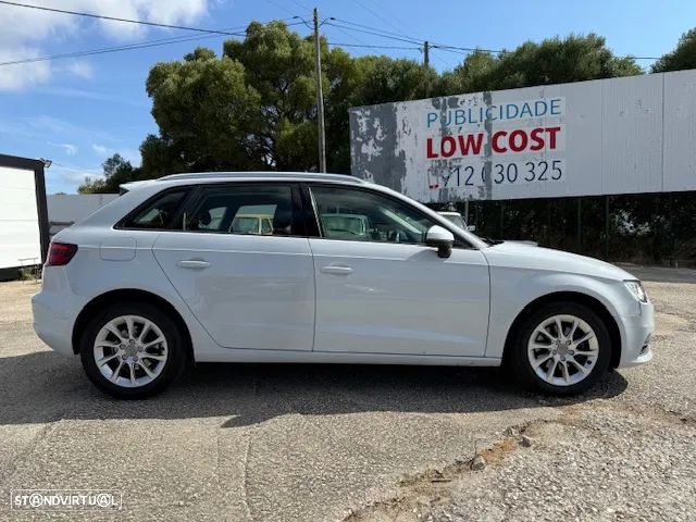 Audi A3 Sportback 1.6 TDI Attraction - 6