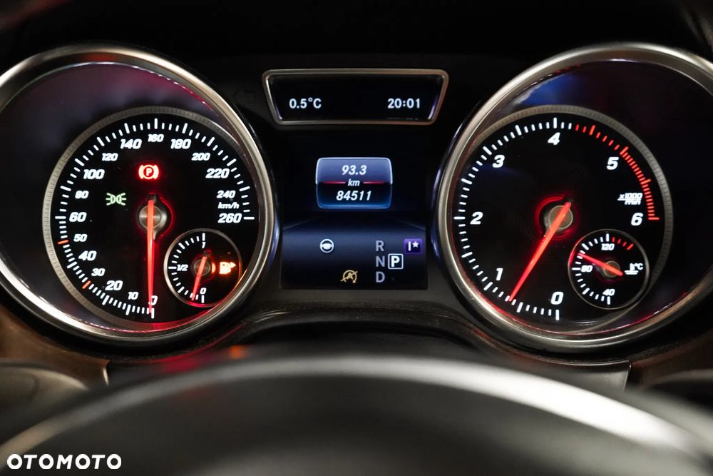 Mercedes-Benz GLE 350 d 4Matic 9G-TRONIC AMG Line - 27
