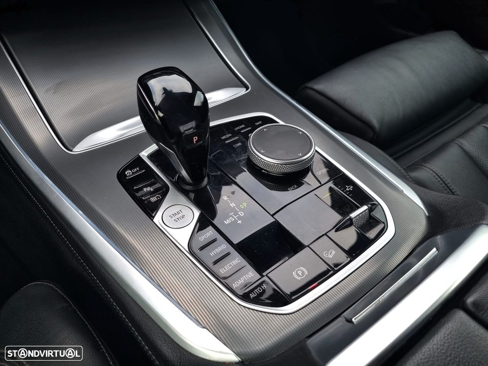 BMW X5 45 e xDrive Pack M - 17