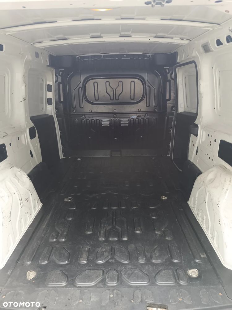 Fiat Doblo - 21