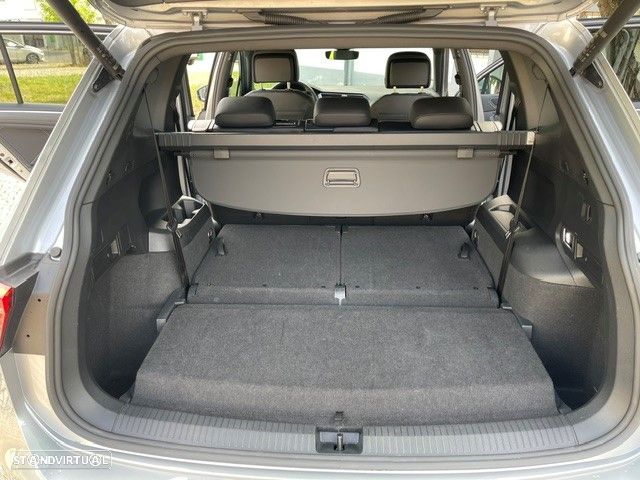 VW Tiguan 2.0 TDI R-Line DSG - 9