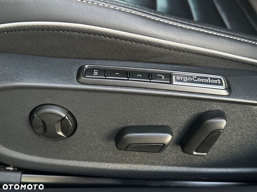 Volkswagen Arteon Shooting Brake 2.0 TDI SCR 4Motion DSG R-Line - 34