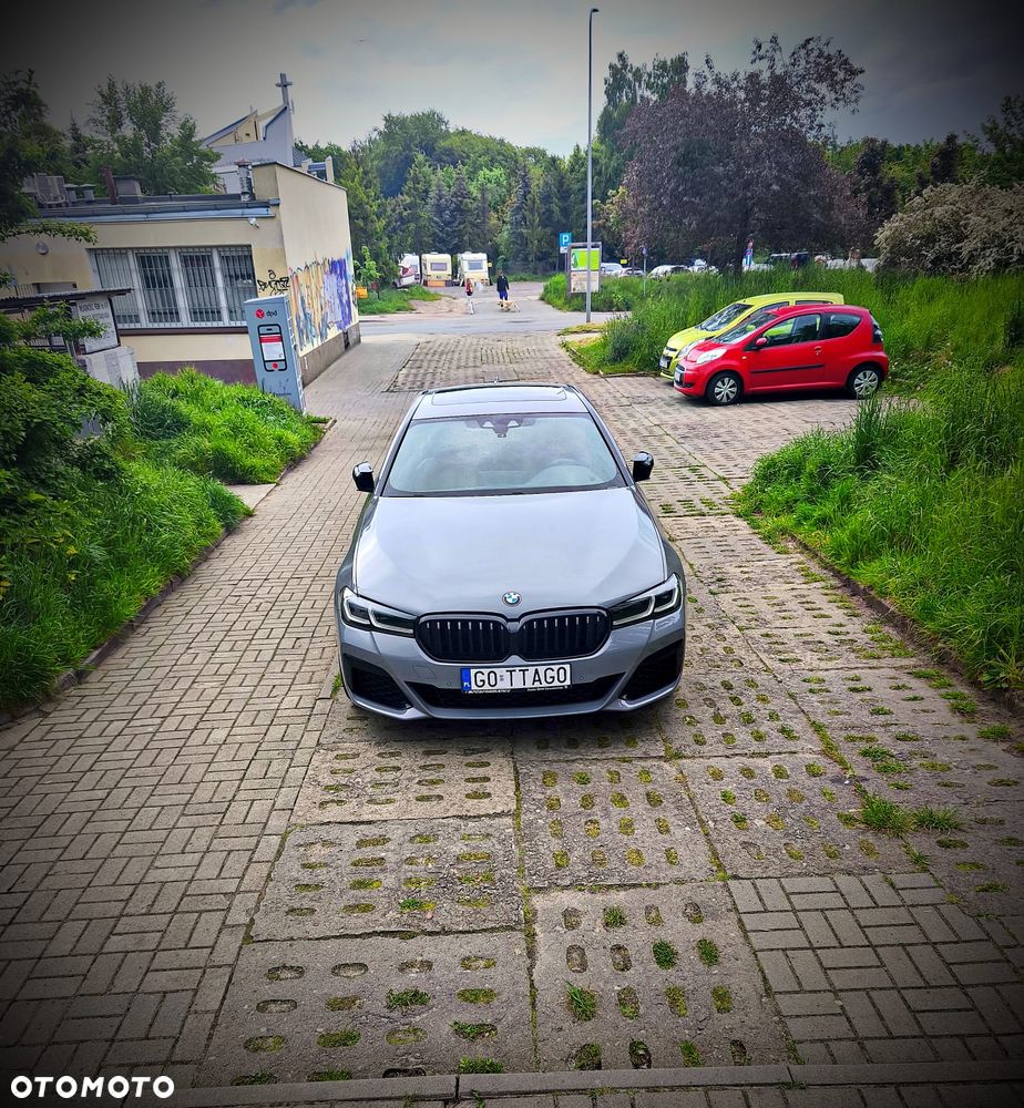 BMW Seria 5 540i GPF xDrive Sport Line sport - 6