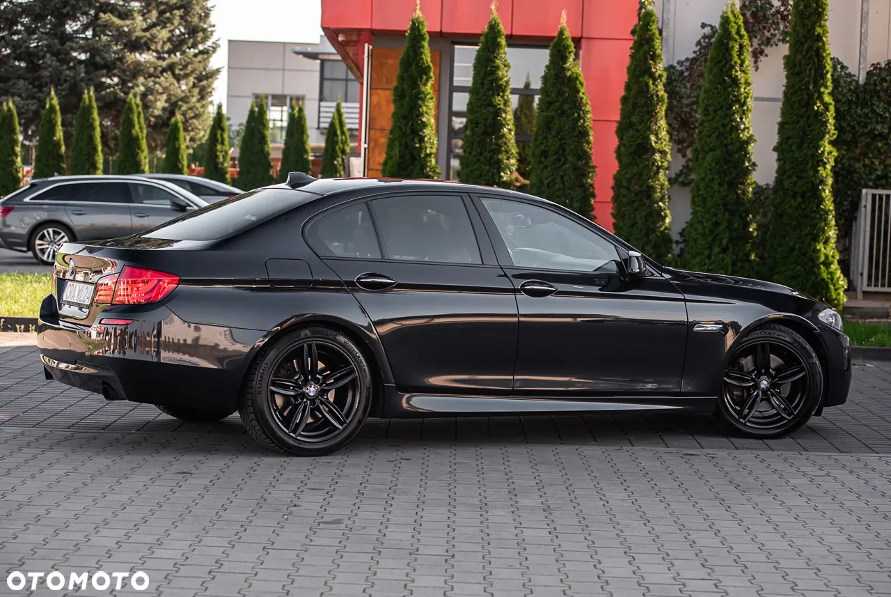 BMW Seria 5 535d xDrive - 14