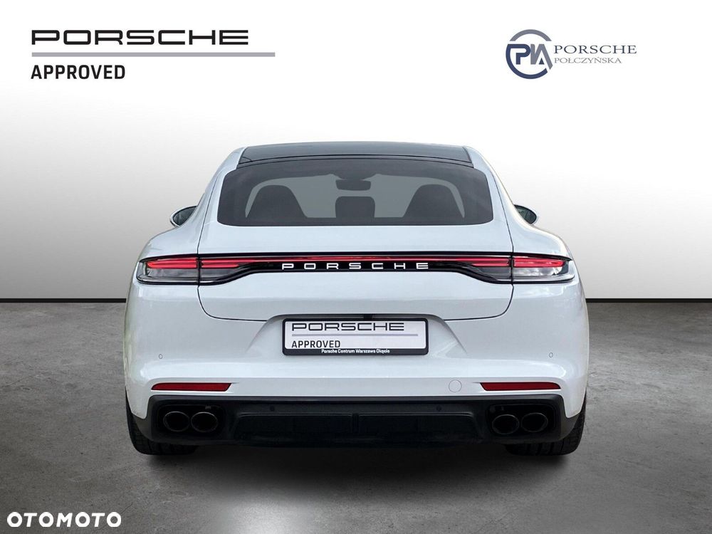 Porsche Panamera - 4