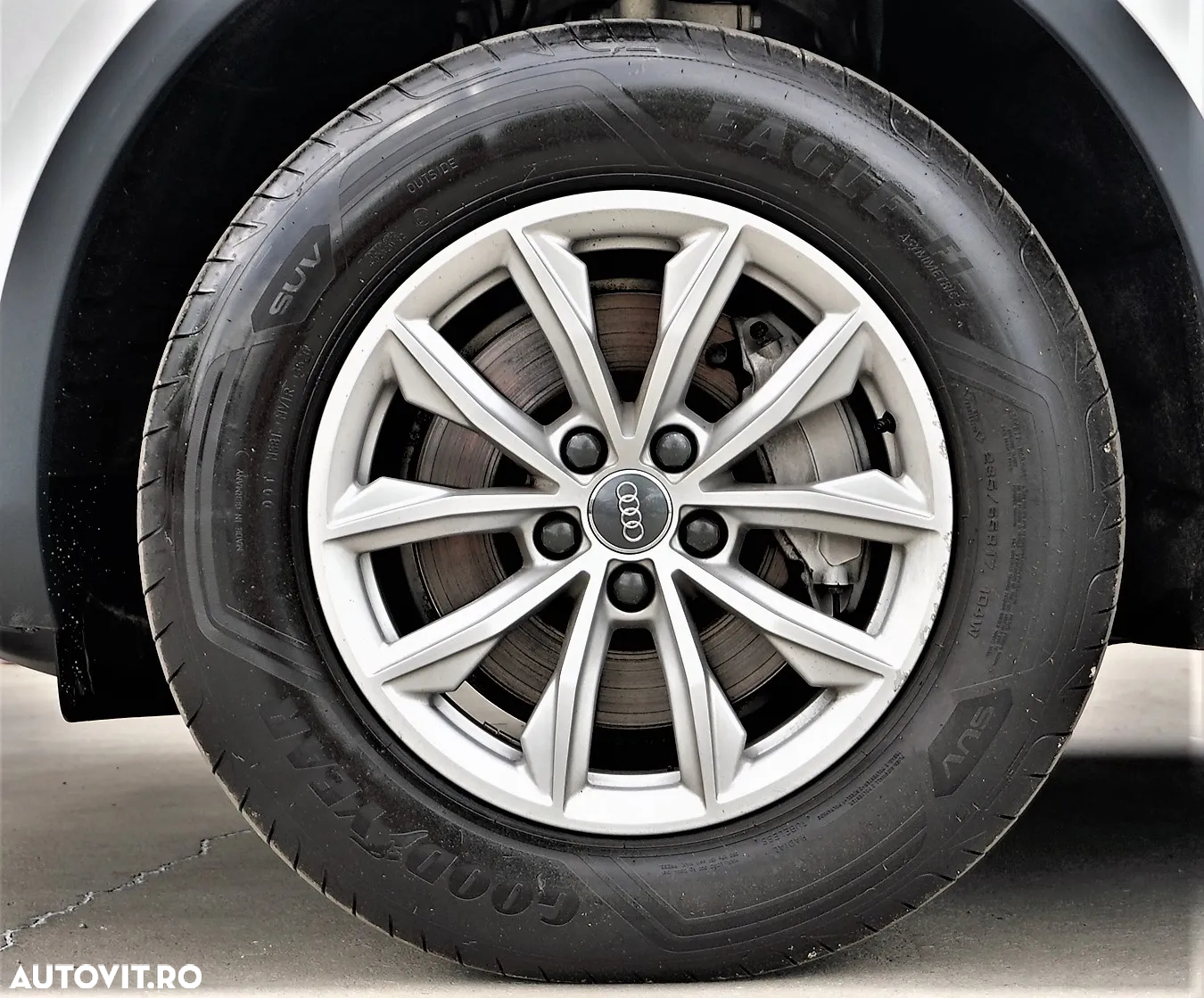 Audi Q5 2.0 40 TDI quattro S tronic Sport - 39