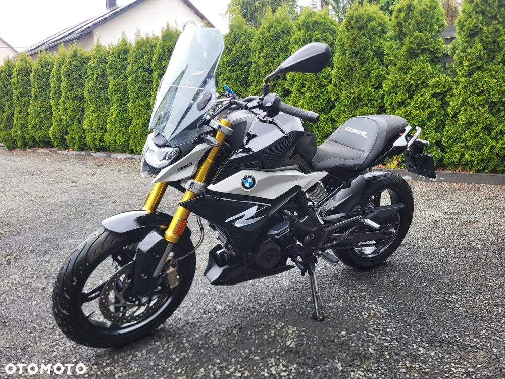 BMW G - 9