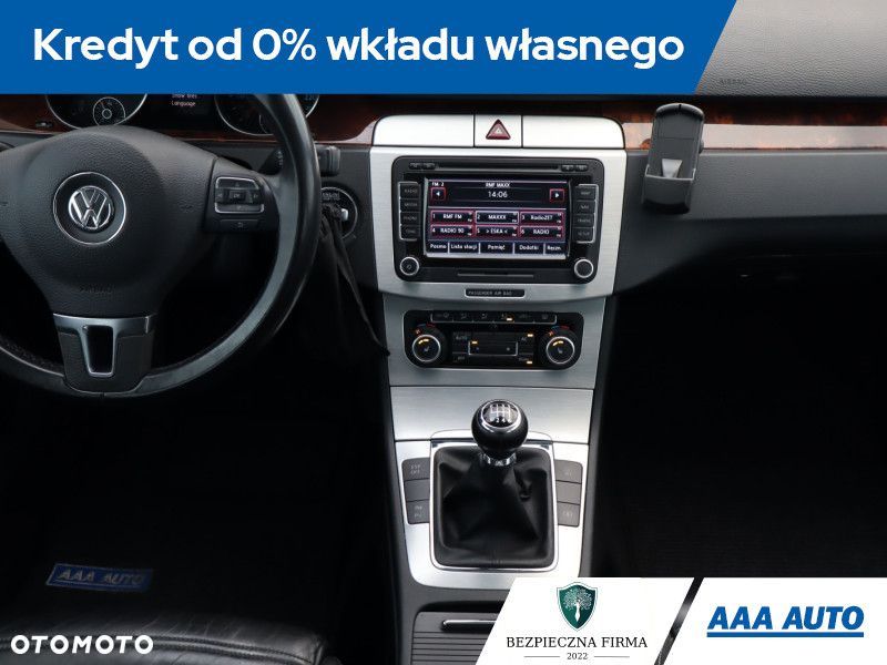 Volkswagen Passat CC - 14