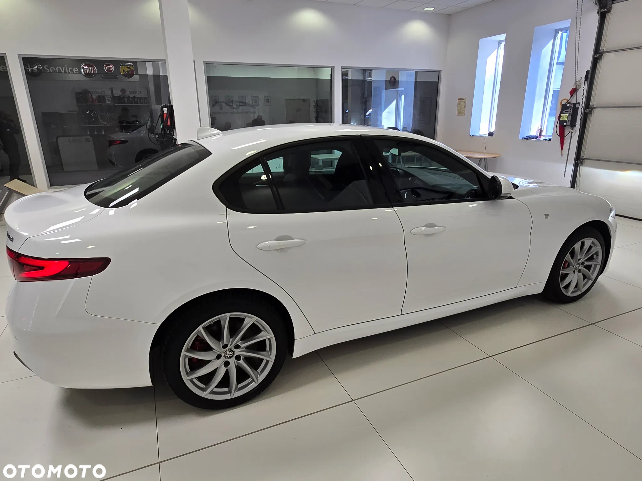 Alfa Romeo Giulia 2.0 Turbo TI Q4 - 10