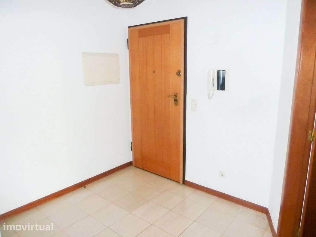 Apartamento T2 em Coimbra (Solum) - Grande imagem: 4/11