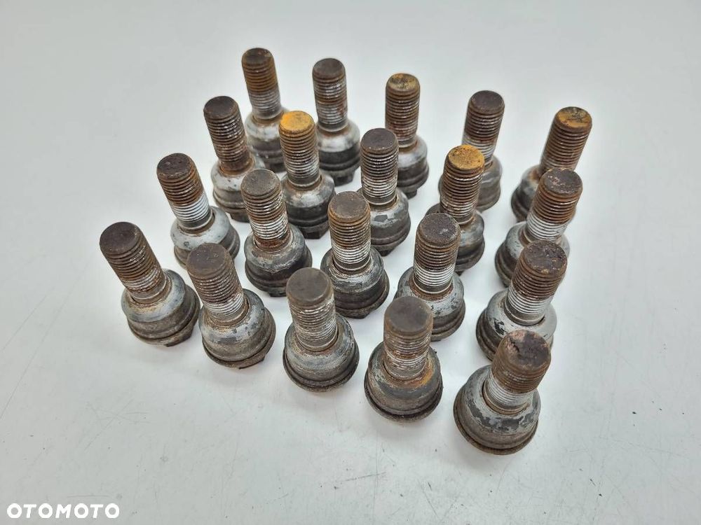 ŚRUBY NAKRĘTKI KÓŁ KOMPLET 20 SZTUK  17MM M14X1.5 AUDI Q5 8R  24MM - 1