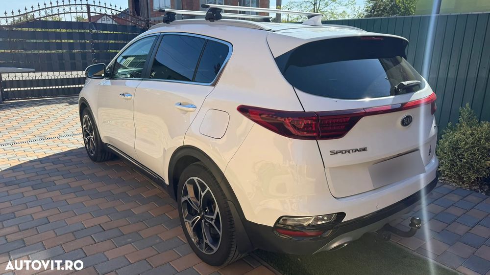 Kia Sportage 1.6 DSL 7DCT HP 4x2 GT Line - 3