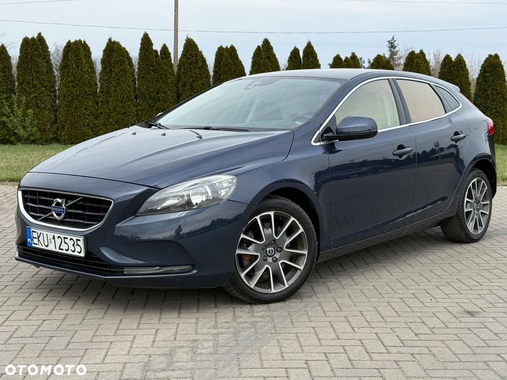 Volvo V40 - 2