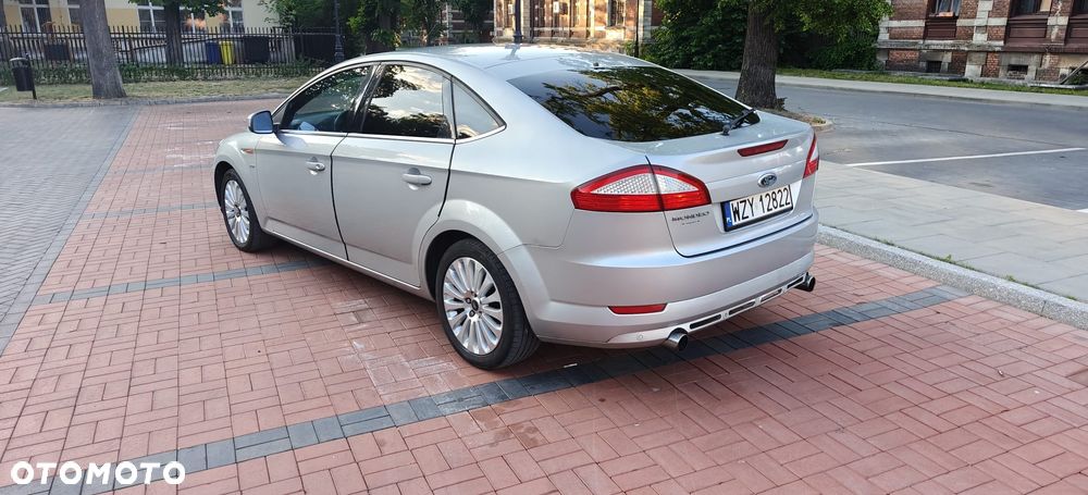 Ford Mondeo 2.5 Titanium S - 8