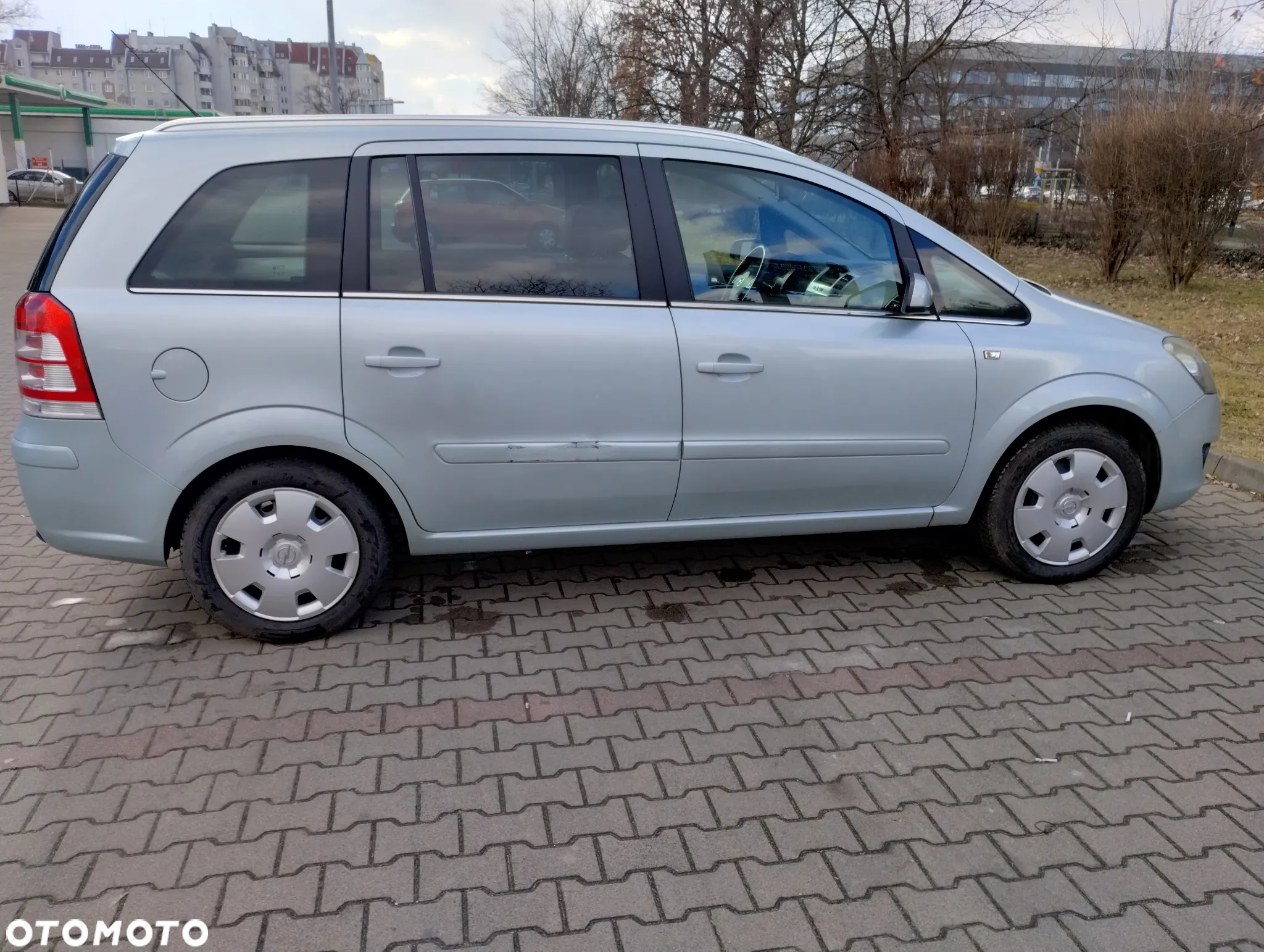 Opel Zafira 1.8 - 3