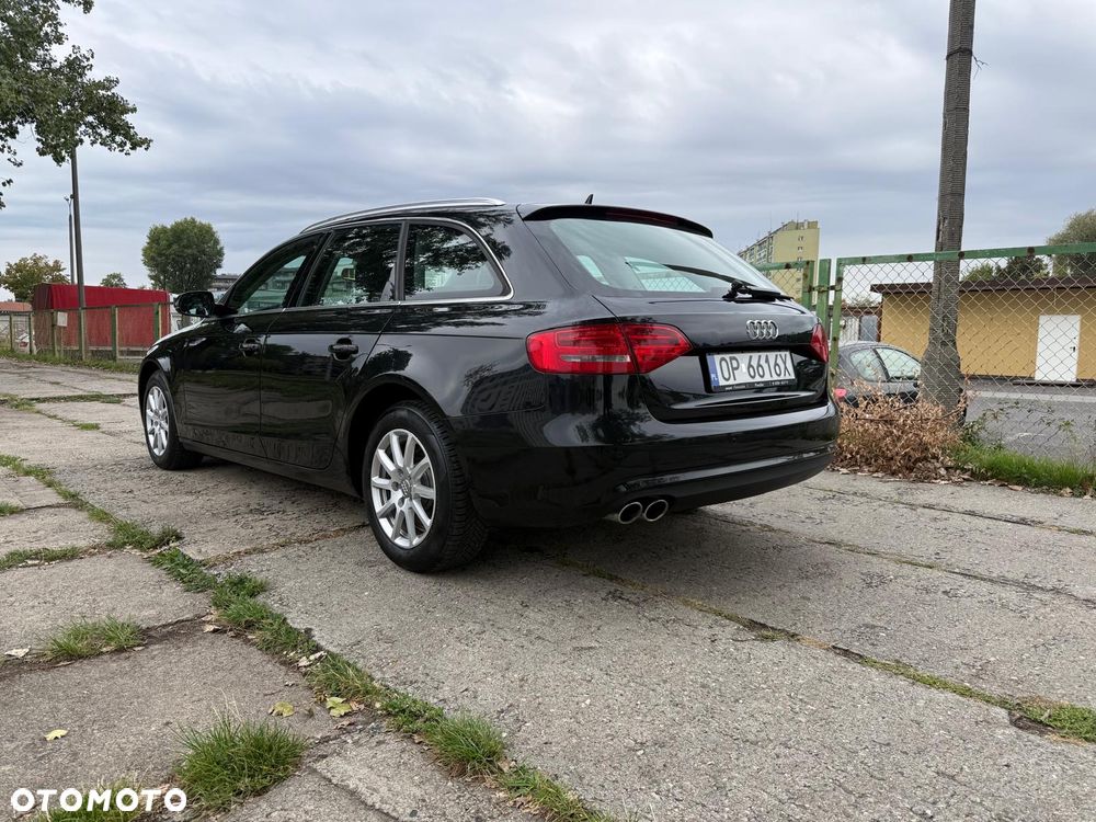 Audi A4 Avant - 4