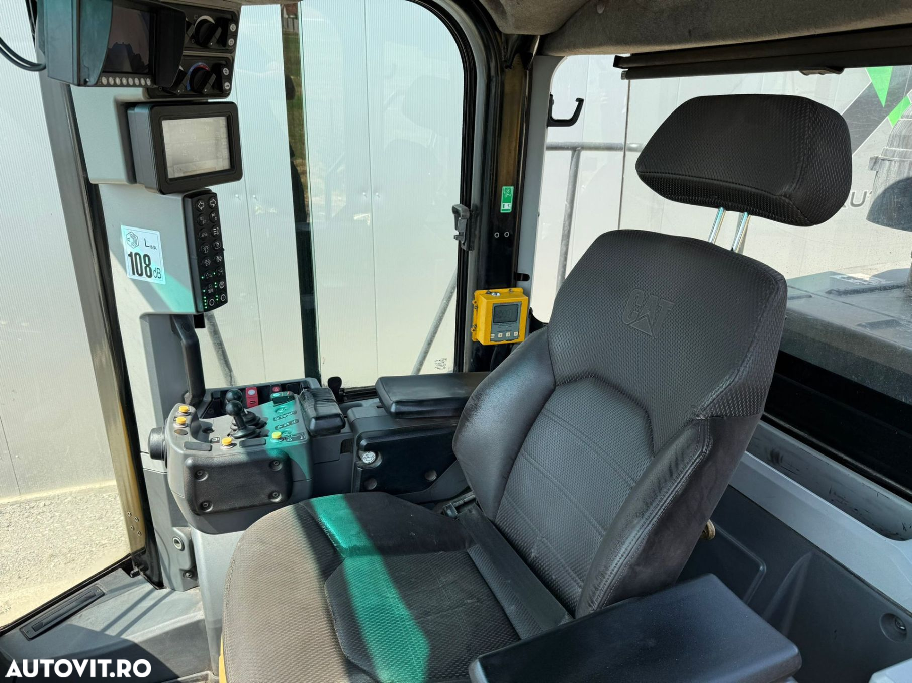 Cat 972M Incarcator Frontal - 12
