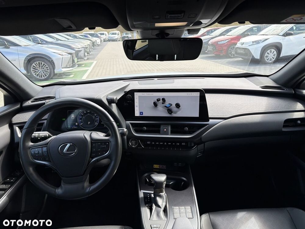 Lexus UX - 26