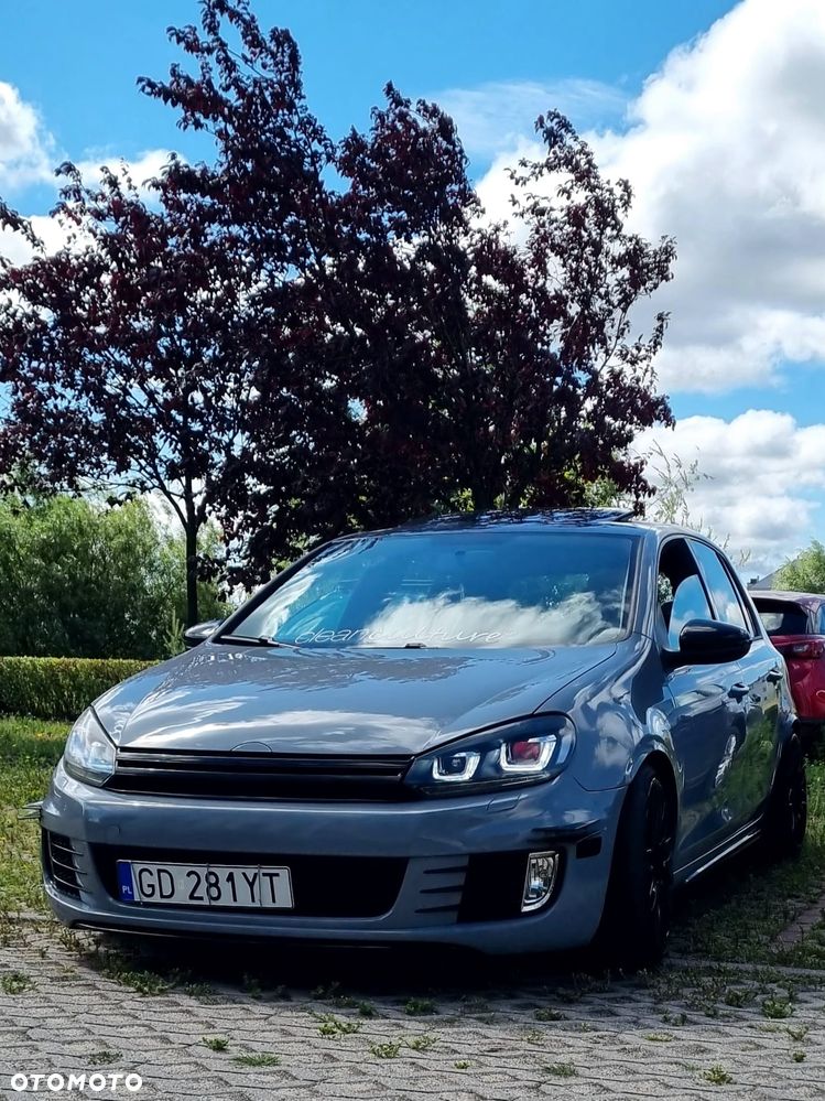 Volkswagen Golf 2.0 GTI - 1