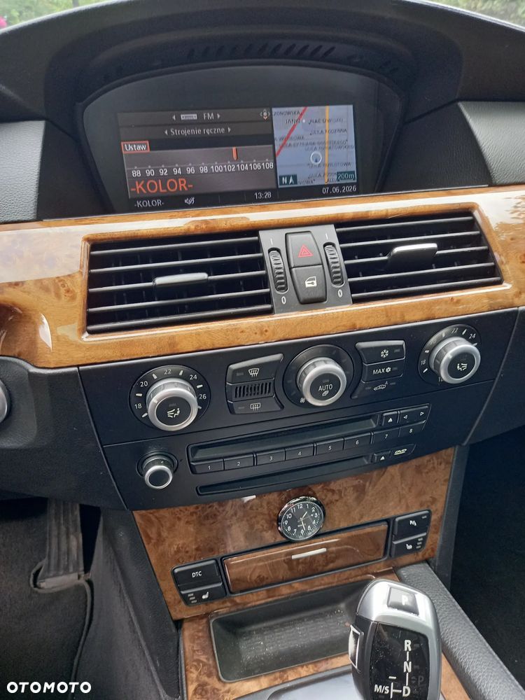 BMW Seria 5 530i - 6
