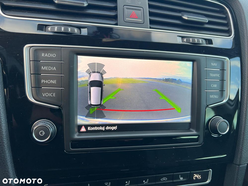 Volkswagen Golf 2.0 TDI BlueMotion Technology DSG Allstar - 16