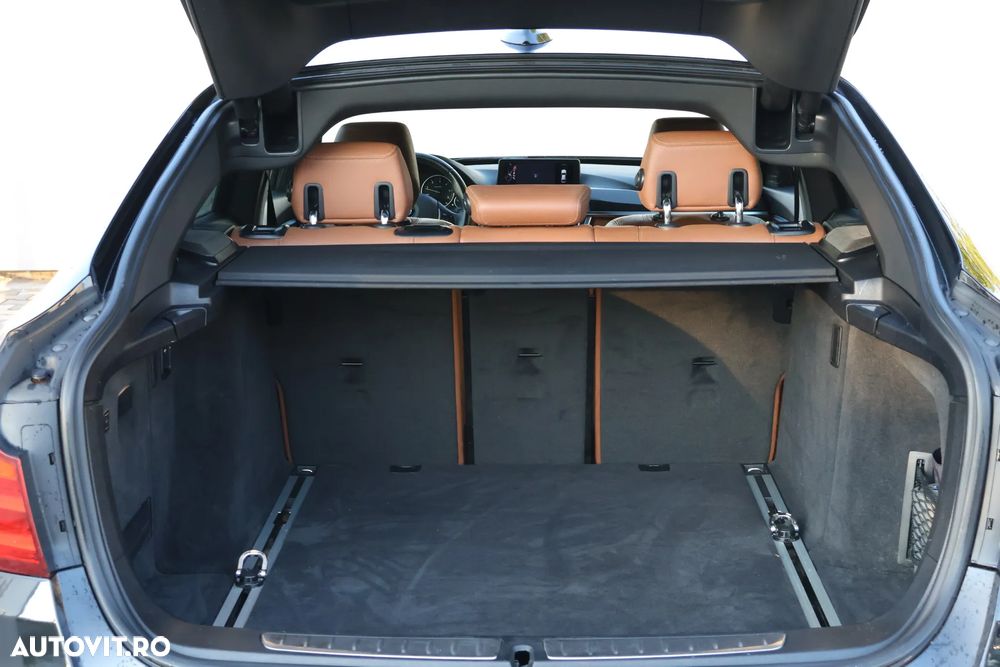 BMW Seria 3 325d Aut. Luxury Line - 12