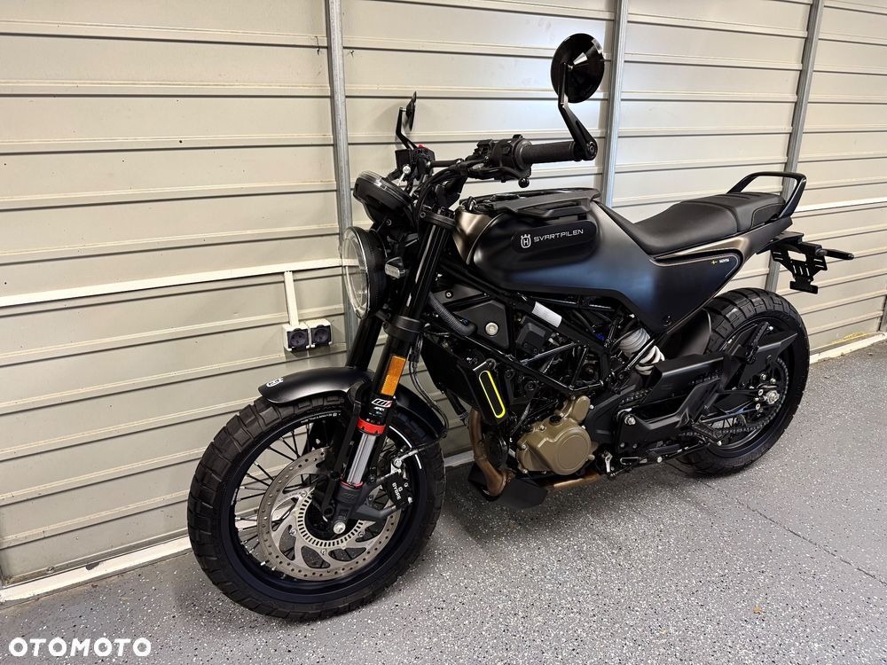 Husqvarna Svartpilen - 12