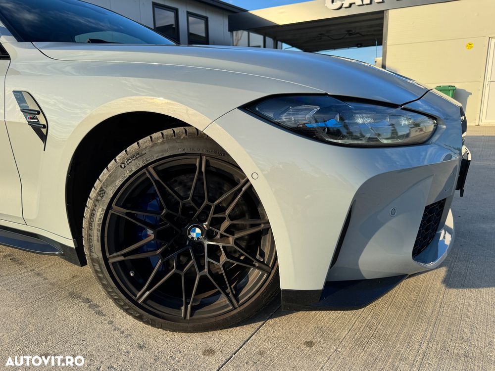 BMW M4 2022 — imagine 9