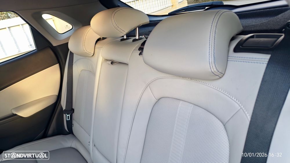 Hyundai Kauai 64 kWh Premium+P.Premium - 8