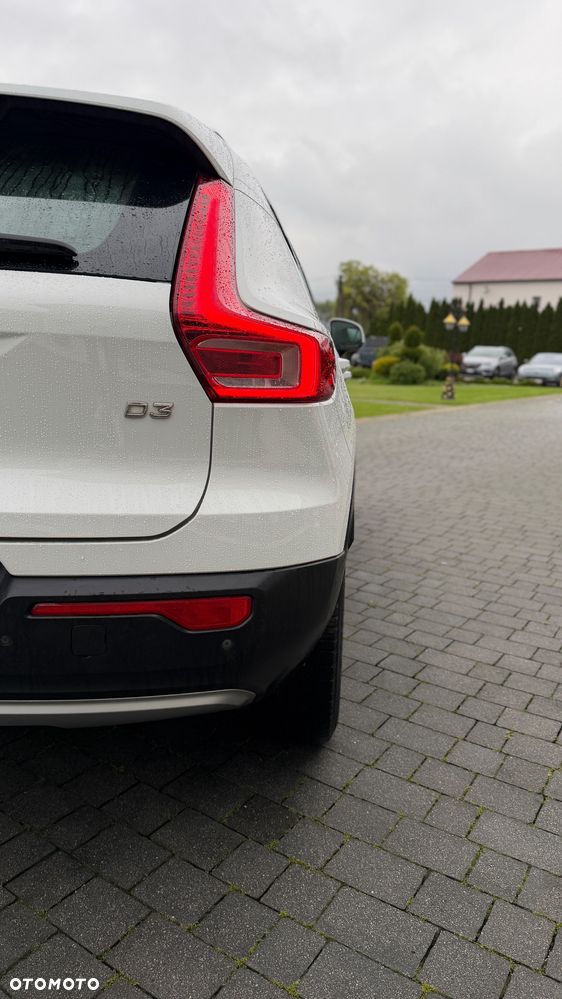 Volvo XC 40 D3 Geartronic - 24