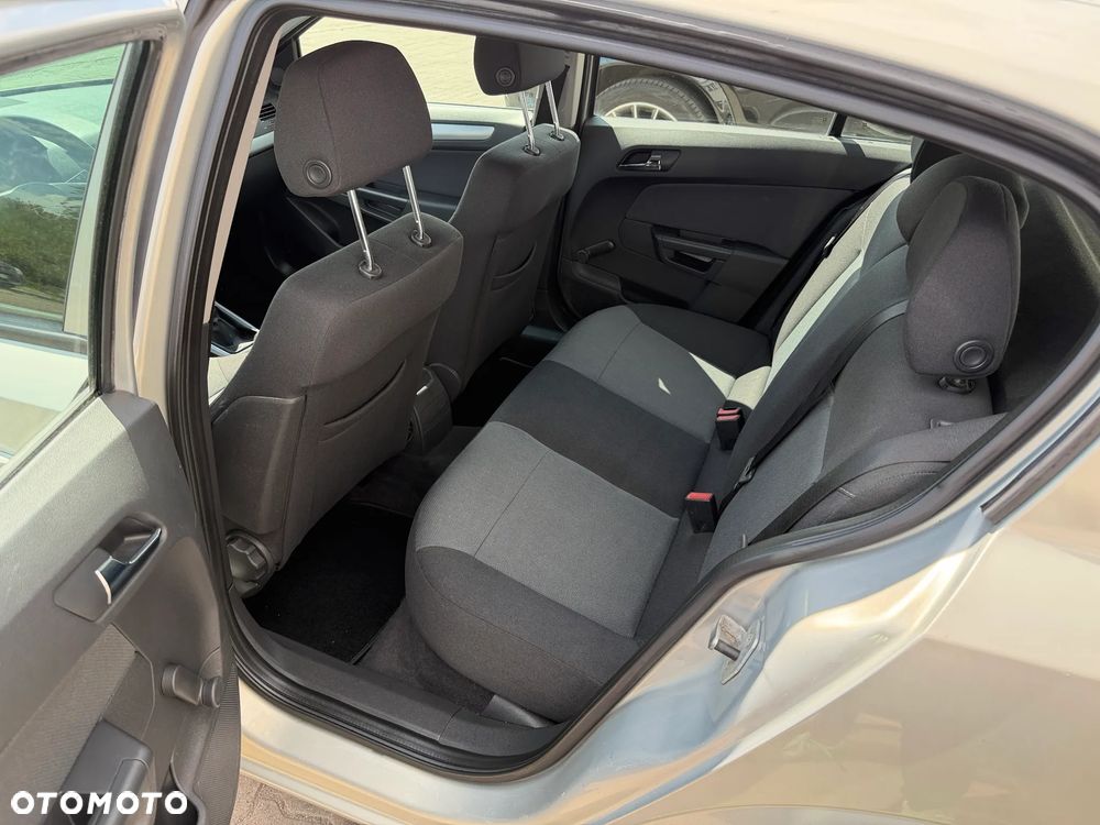 Opel Astra - 7