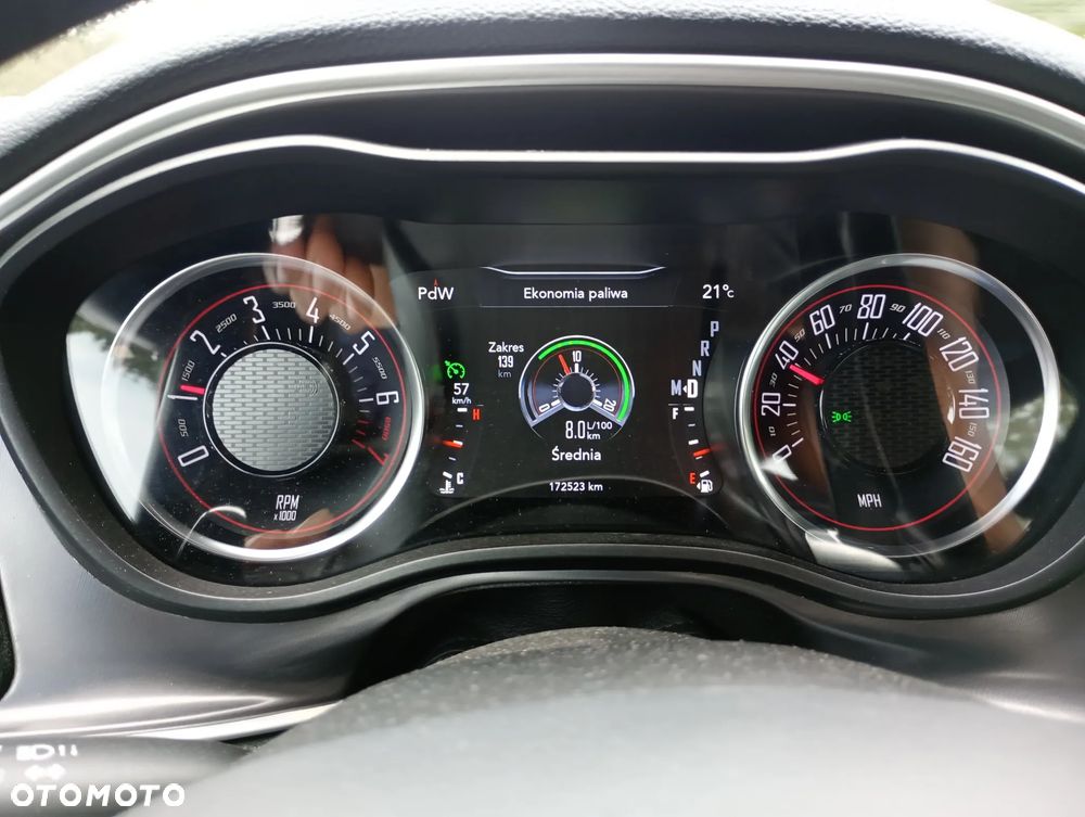 Dodge Challenger 3.6 SXT - 12