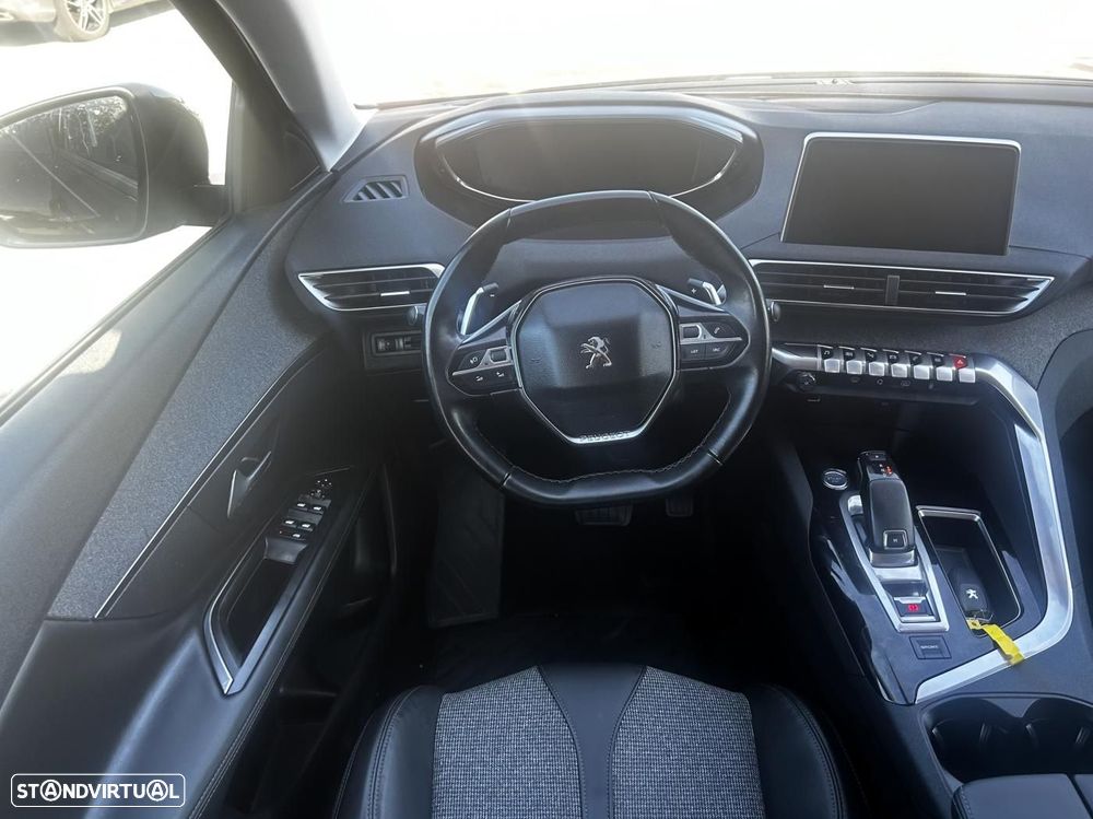 Peugeot 3008 1.5 BlueHDi Allure EAT8 - 27