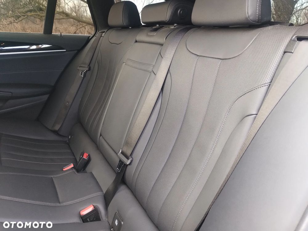 BMW Seria 5 520d MHEV Luxury Line - 17